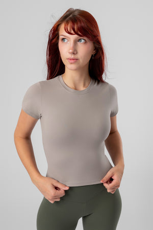 lelosi vibe t-shirts yara 1